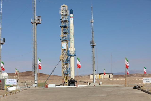 이란 국방부가 올해 2월 발표한 고체연료 추진 방식의 위성 탑재 로켓 줄라나의 모습. EPA 연합뉴스
