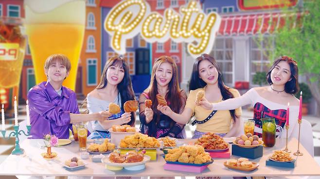 BBQ, 브레이브걸스와 황광희가 함께한 광고 영상 공개 [사진 제공 = 제너시스BBQ]