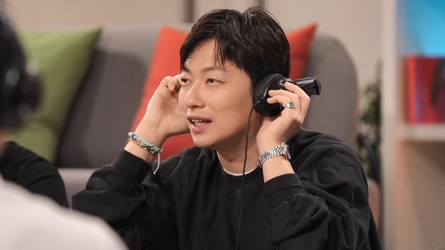 Hangout with Yoooo Yuyaho will release MSG Wannabes debut team and activity songs.Yoo Ya-ho will unveil his debut team and activity songs to MSG Wannabe members at MBC Hangout with Yooo (director Kim Tae-ho, Yoon Hye-jin, Kim Yoon-jip, writer Choi Hye-jung), which will be broadcast on June 12.In the last broadcast, some of the debut candidates of Hitmaker composers such as Brown Eyed Soul Naal and Timeless Park Geun-tae composers were released, raising viewers expectations.MSG Wannabe limited edition album release news was reported, and their debut stage was expected to be short.This week, Yoo Ya-ho will release a song that captured his top 10 ears out of three candidate songs to MSG Wannabe members, who were unaware of the existence of the candidate song at the time.When the Jeonju began, the members cheered and stood up all the time, and when they heard the explanation of the song, they responded that they could not believe it.The cheering of the song also attracts attention with the colorful images of the members who are immersed in the song for a while. In particular, Wenstein wants to record it quickly, saying, There are greedy parts.In addition, Yoo Ya-ho said that he showed confidence and faith in MSG Wannabe members that he would digest even if he ate digestive agents in the response of members who were worried about can I do it after listening to the song.