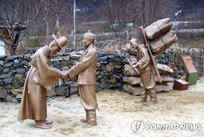 정선에 있는 양반전 동상 [연합뉴스 자료사진. 재판매 및 DB 금지]