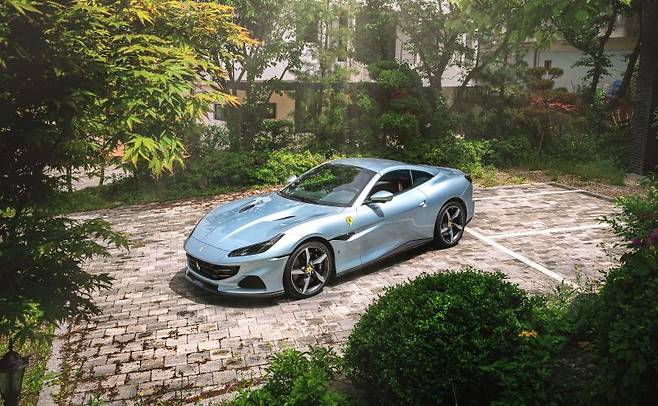 페라리 포르토피노 M