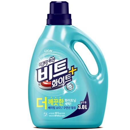 비트 화이트 플러스 - 흰옷을 더 하얗게 빨아 주는 효소가 든 액체 세제.