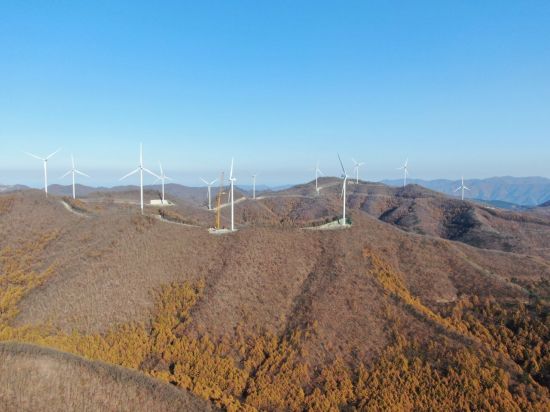 태백 가덕산 풍력발전단지 전경 (사진=코오롱글로벌 제공)