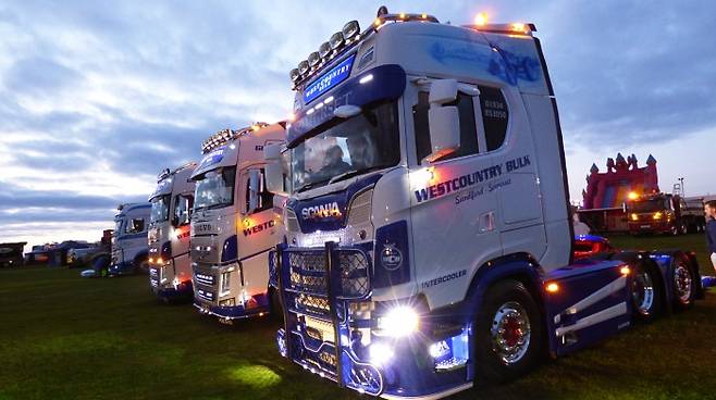 한국타이어앤테크놀로지가 오는 6월과 7월, 영국에서 개최되는 트럭 전시회 ‘데본 트럭쇼’와 ‘콘월 트럭게더링’의 공식 파트너로 활약한다. /사진제공=한국타이어