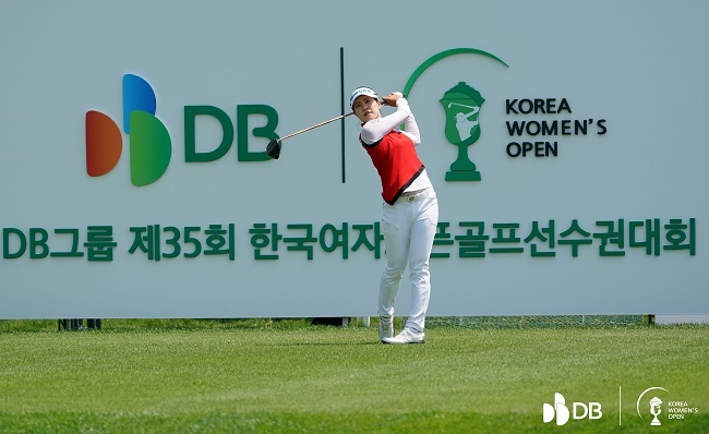 DB그룹 제35회 한국여자오픈 우승자 박민지 프로가 티샷을 하고 있다.