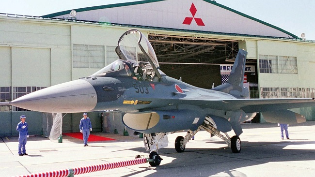 일본 미쓰비시중공업이 생산한 F-2 전투기. 미국의 F-16 전투기를 기반으로 제작됐다.