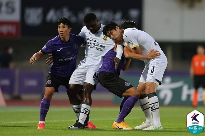 안양과 전남이 0-0으로 비겼다.(한국프로축구연맹 제공)© 뉴스1