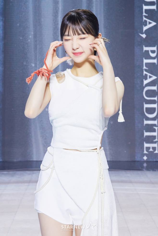 이달소 여진 '귀엽고 깜찍하게'[★포토]