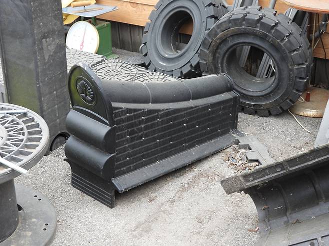 포우천 개발이 폐비질을 재활용해서 만든 제품들. 강찬수 기자