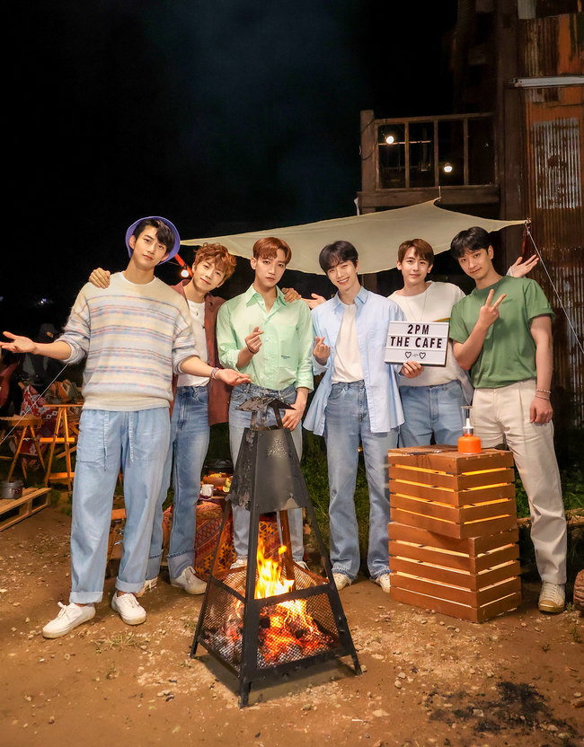 Group 2PM released a song video like Youth Drama and gave a pleasant gift to fans around the world.2PM is playing a big role on June 28th, releasing Regular 7th album MUST (Must) and the title song You Must and demonstrating the true value of K-sexy.After the comeback, he posted a song Cafe in front of the house Video, which has a different charm on various official SNS channels, on the morning of the 5th, and rewarded the castle One for the hottest (HOTTEST) that sends love with the unchanging one.The content is a full version of the teaser video 2PM MUST TRACK FILM Cafe in front of the house released on the 26th of last month, and it contains a fresh atmosphere that reverses the wild and sexy representative image of 2PM.The smile of six members who smiled brightly and enjoyed the fireworks full of romance in the background of the green nature gave the viewers a surrogate satisfaction and healing.Especially, I left the drive with a thrill and left a picture and left memories, and it felt like I was accompanied by 2PM camping trip.JYP Entertainment released the behind-the-scenes cut of Cafe in front of the house on June 6, and showed 6-color Leeds visuals of 2PM.The members looked playful, and took a hand-heart pose toward the camera and caught their attention with innocent charm.The song Cafe in front of the house written by member Woo Young is a song that shows the sensibility of the pop genre. He released the desire to spend time with his favorite person in the beautiful and quiet Cafe in front of the house.2PM has attracted the fans of Korea, China and Japan by spewing up the upgraded sexy as well as the warm-hearted boyfriend in the complete activity of about 5 years.The new album MUST was the top of the Japan iTunes album chart on the day of release, followed by the Daily Sales chart of Japans largest record shop tower record on the 3rd.The title song We Should topped the Korean Wave chart of Kuwo Music (Cowar Music) as well as the number one Korean wave chart of QQ Music (Cuekyu Music), Chinas largest sound one site, as of the 1st.