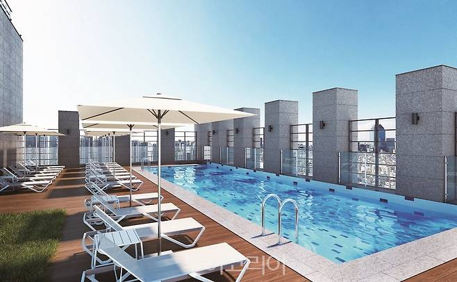 힐튼 가든 인 서울 강남(Hilton Garden Inn Seoul Gangnam) 루프탑 수영장