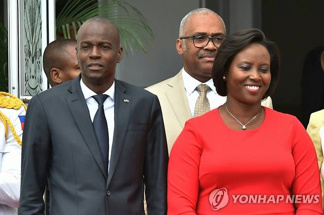 모이즈 아이티 대통령(왼쪽) 부부  [AFP=연합뉴스]