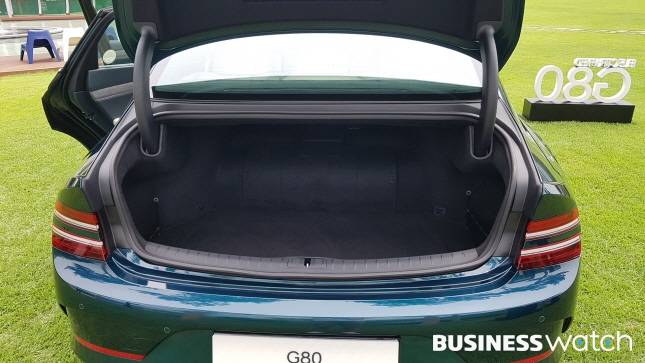 제네시스 eG80 적재함/사진=윤도진 기자 spoon504@