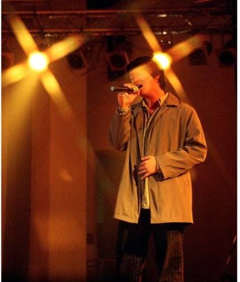 허리를 다쳐 하반신 마비가 오기 전인 2004년 20살의 박성민씨. [박 변호사 제공]