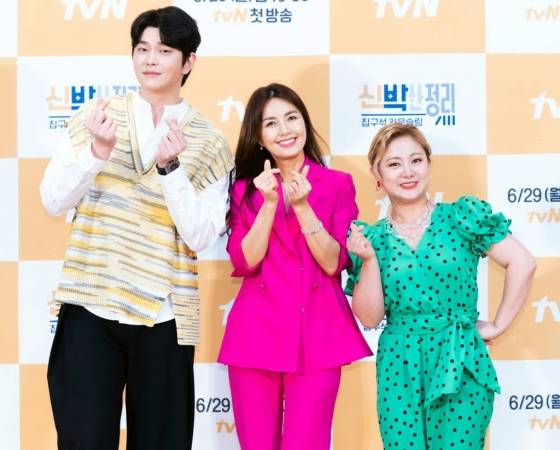 배우 윤균상, 신애라, 박나래 /사진제공=tvN