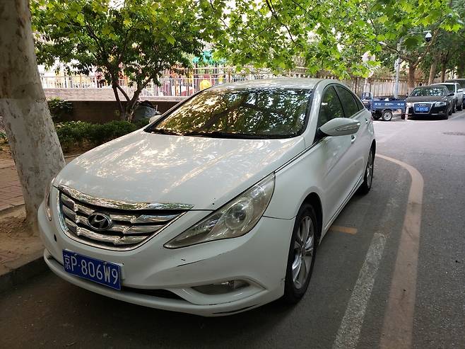 베이징 아파트 단지에 주차된 자동차 (베이징=연합뉴스) 심재훈 특파원