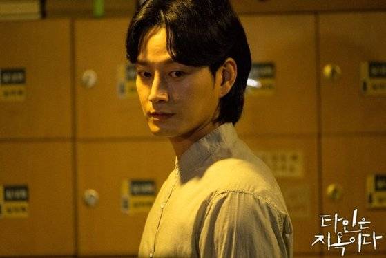 드라마 ‘타인은 지옥이다’에서 유기혁 역할로 주목받은 이현욱. [사진 OCN]