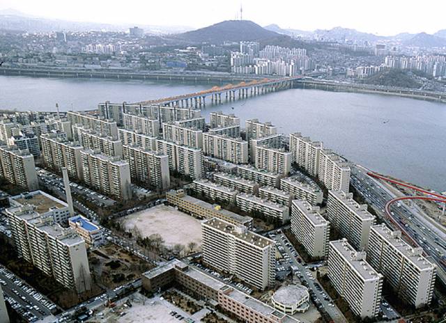 압구정 일대 재건축 단지 전경./서울경제DB
