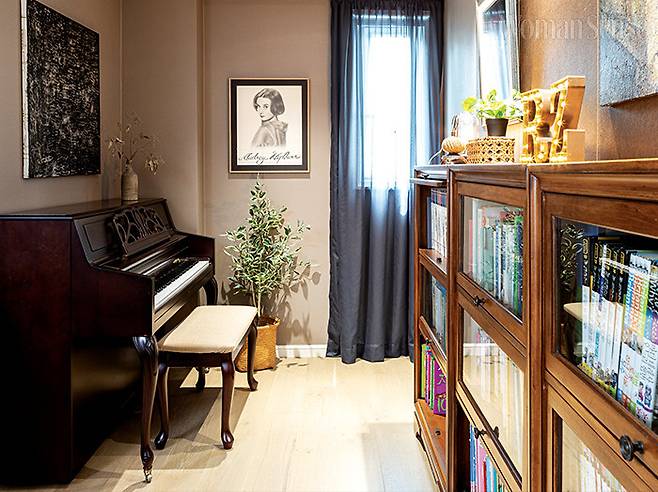 일을 하거나 아이들과 함께 놀 수 있는 2층의 멀티룸.