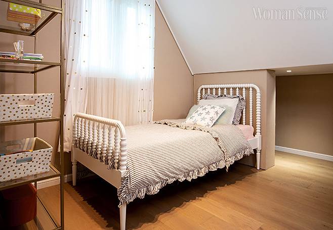 첫째 아이의 침실.