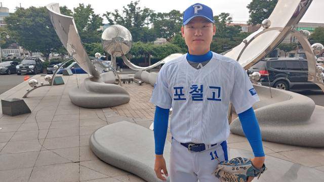 최윤서 투수. 팀의 에이스다. 최고 구속 145km를 자랑한다. 박상은 기자