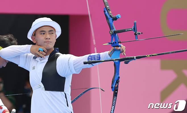 2020 도쿄 올림픽 양궁 남자 개인전 32강전에서 탈락한 김제덕. /뉴스1 © News1 송원영 기자