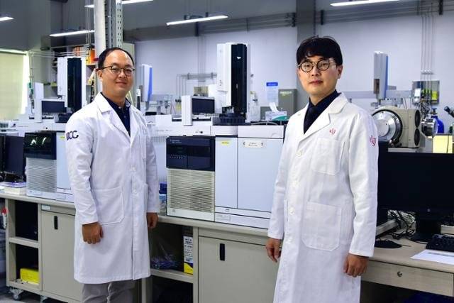 도쿄 올림픽에 파견되는 KIST 손정현 센터장(오른쪽)과 성창민 박사(왼쪽). /사진제공=한국과학기술연구원(KIST)