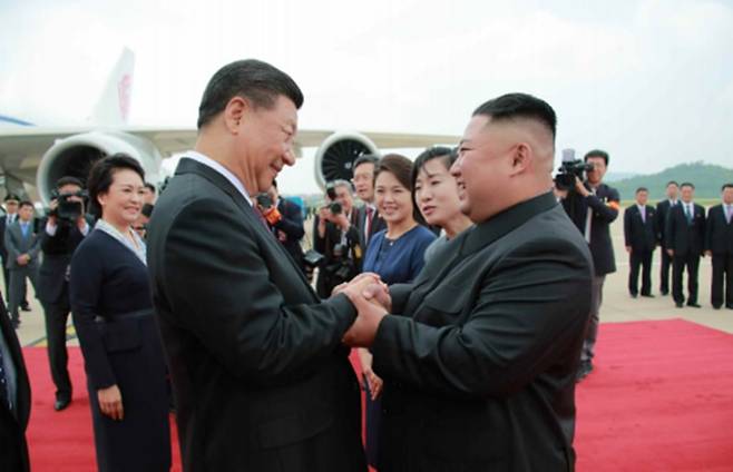 2019년 6월 북중정상회담을 가진 김정은 북한 국무위원장과 시진핑 중국 국가주석 [헤럴드DB]