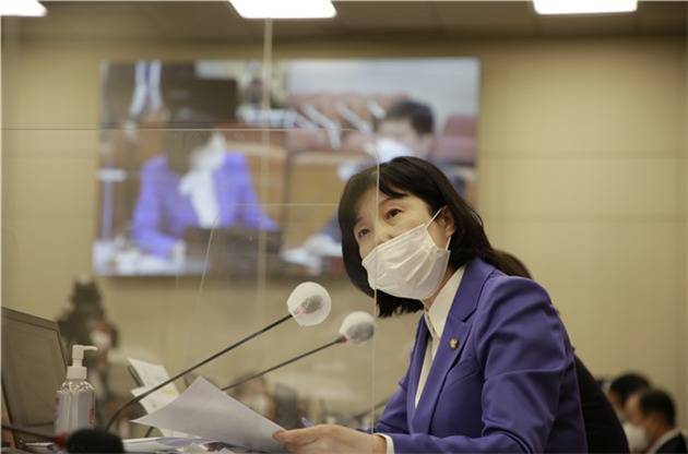 양정숙 의원이 게임사 과실로 인한 소비자 피해를 보상하는 내용의 '청약철회법'을 발의했다고 1일 밝혔다.  (양정숙 국회의원실 제공) 2021.07.15 /뉴스1
