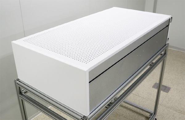 서울바이오시스가 공기청정기에 공기살균 모듈을 적용해 자체 제작한 완제품.