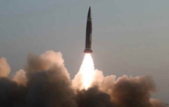 북한이 지난 3월 한·미연합훈련에 반발해 발사한 개량형 이스칸데르 미사일 노동신문 캡쳐