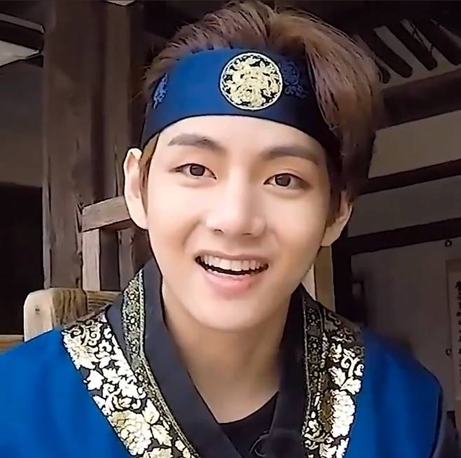 방탄소년단 뷔(BTS V)