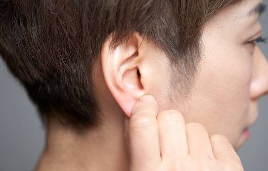 크기가 크고 누르면 아픈 낭종은 치료받는 것이 좋다