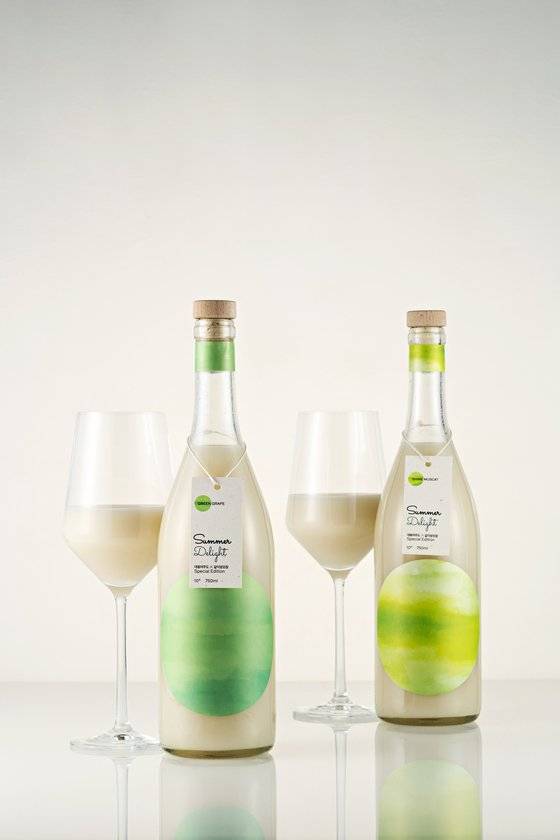 국산 청포도와 샤인 머스캣을 부재료로 빚은 막걸리 ‘썸머 딜라이트’.