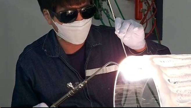 폴리텍대 재학시절 쿼츠용접 실습 모습. /본인 제공