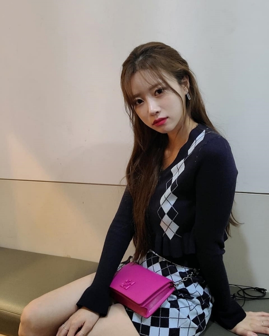 Many photos were posted on Lovelyz Lee Mi-joos Instagram on Monday.Lee Mi-joo in the photo is taking various poses in the place.His extraordinary beauty caught the attention of the official fan club Lovelynus.Meanwhile, Lee Mi-joo of group Lovelyz won the 2021 Brand of the Year prize Yoo Jae Suk of the Year category.Lee Mi-joo was named Yoo Jae Suk of the Year at the 2021 Brand of the Year prize, which was announced on the 19th.With this award, Lee Mi-joo proved the Daese Yoo Jae Suk who is a self-described figure: Lee Mi-joo is JTBCs Knowing Brother and MBCs What do you do when you play?, TVN Six Sense and various entertainment programs showed excellent entertainment.The unstoppable gesture, rich reaction, and passion to not buy a body have created a unique entertainment kitty that I have never seen before.In particular, Lee Mi-joo has made a remarkable performance, starting with the web entertainment Miju Picchu and appearing as a sole entertainment.Currently, Lotte Chilsung Beverage YouTube channel Lets go web entertainment order song and Kakao TV Runway 2 are leading to a big smile and pleasant energy.Photo = Lovelyz Lee Mi-joo Instagram