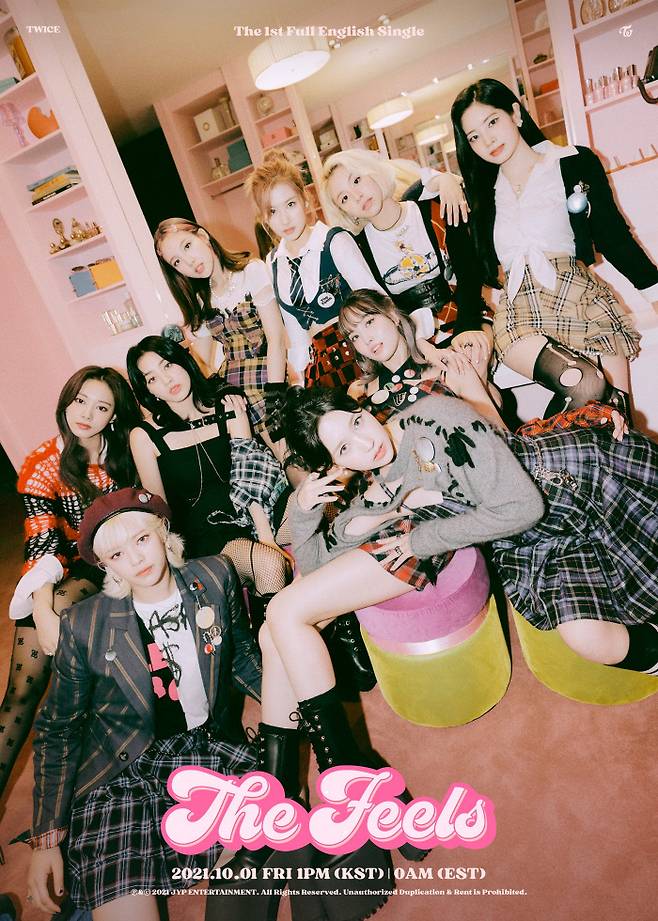 TWICE first released the teaser image of the first English language single The Feels (The Filth).JYP Entertainment posted a group photo on the official SNS channel at 1 pm on the 3rd, featuring the concept of TWICEs first English language single The Feels, and heated up global K-pop fanship.The nine members in the photo caught the attention of the pink mood powder room in the background, creating a chic yet free atmosphere.Especially, it shows styling that mixes light accessories with sophisticated preppy look and raises expectation for new song by foreshadowing the high-teen concept that domestic and foreign fans desire.TWICE will release its first English language single The Feels on October 1 at the same time as the former World and accelerate the world wide move.They responded to global fans support by officially releasing the English language version of the title song I CANT STOP ME (i Cant Stop Me) and digital single CRY FOR ME (Cry For Me) starting with the title song MORE & MORE of the Mini 9th album last year.In addition, the mini-tenth album Taste of Love (Taste of Love), released in Korea on June 11 this year, entered the United States of America Billboard main chart Billboard 200, making it the highest record of mini-albums released by the K-pop girl group ever and confirming its explosive popularity.TWICE is expected to continue its global popularity through this English language single, which is released for the first time after debut.Recently, TWICE has reached a point where the music video of Dance The Night Away, the title song of the second special album released in July 2018, has surpassed YouTube 300 million views.This means that OOH - AHH Hah Hah Hah Hah Hah Hah Hah Hah Hahhhhhhhhhhhhhhhhhhhhhhhhhhhhhhhhhhhhhhhhhhhhhhhhhhhhhhhhhhhhhhhhhhhhhhhhhhhhhhhhhhhhhhhhhhhhhhhhhhhhhhhhhhhhhhhhhhhh), Heart Shaker (Heart Shaker), FANCY (Fancy), Feel Special (Phil Special), YES or YES (Yes O Yes), I CANT STOP ME (I Cant Stop Me), followed by Dance The Night Away TWICE has raised its reputation as a K-pop girl group with the largest number of movies with more than 300 million views.Previously, TWICE succeeded in raising the number of videos of all 15 activity songs from debut song OOH - AHH Hah Hah to Alcohol - Free (alcohol - free), and added three Japanese songs to the record of having the most videos of more than 100 million views among all World girl groups.Meanwhile, TWICEs first English language single The Feels will be released at 1 pm on October 1 and 0 pm on the United States of America Eastern Time.