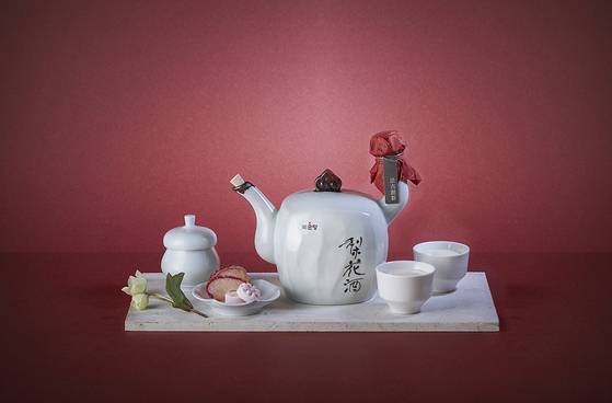 국순당 전통주 ‘이화주’. [사진 국순당]