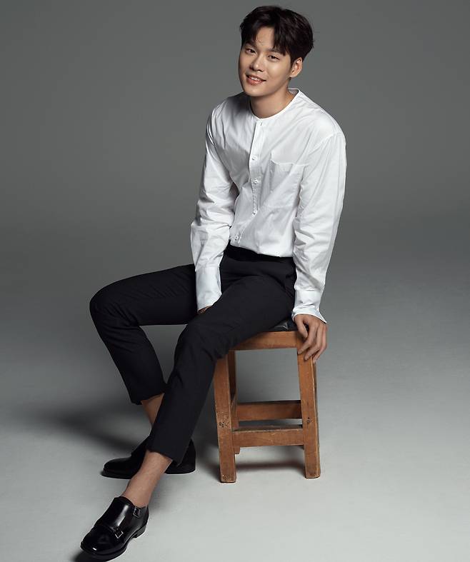 배우 윤지온 /사진제공=문화창고