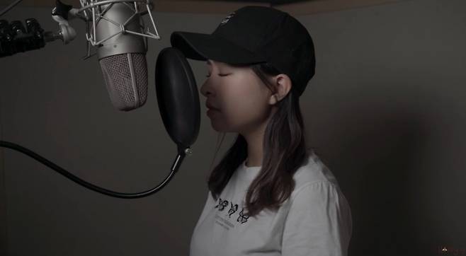 ▲ 에이프릴 채원. 출처| '허니챈' 캡처