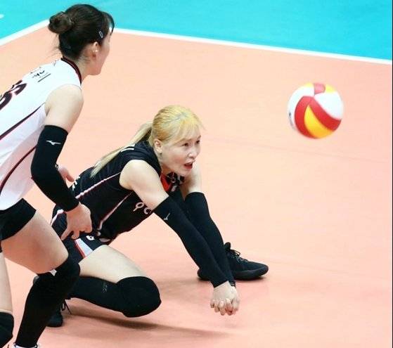 페퍼저축은행에 지명된 리베로 문슬기. [사진 실업배구연맹]