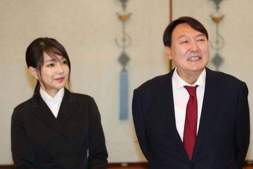 윤석열 전 검찰총장과 부인 김건희씨. 뉴시스.