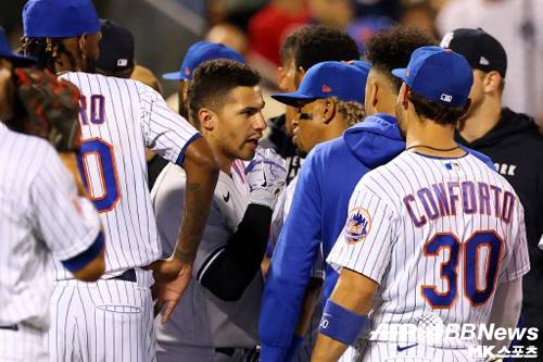 양키스와 메츠의 경기에서 벤치클리어링이 벌어졌다. 사진(美 뉴욕)=ⓒAFPBBNews = News1