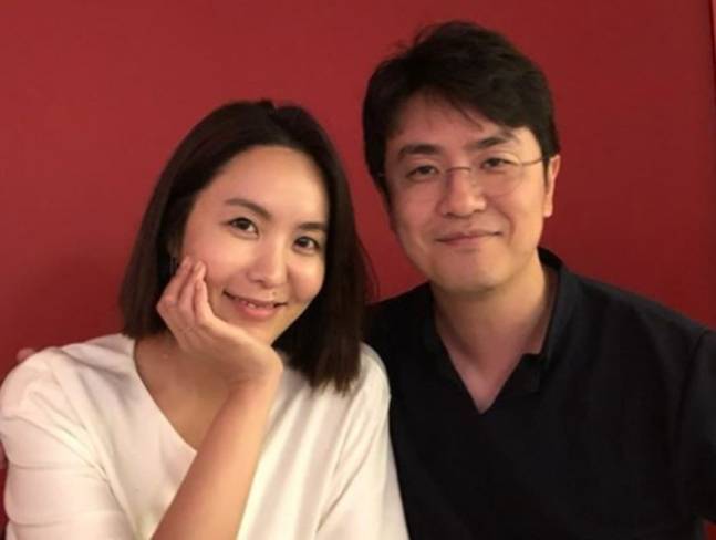 박지윤 최동석 부부가 제주 노키즈존 식당에 자녀와 함께 출입해 논란이 됐다. 사진｜박지윤 인스타그램