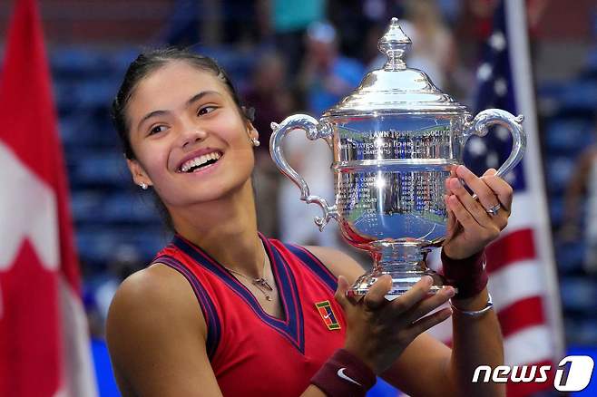 US오픈 여자단식 우승자 엠마 라두카누.© AFP=뉴스1