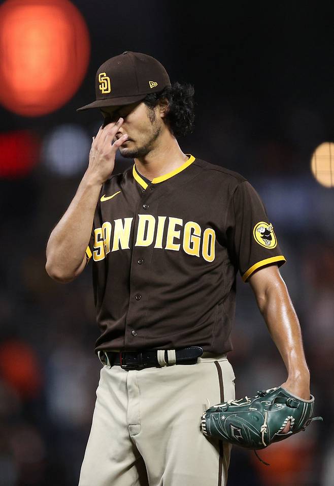 샌디에이고 파드리스 다르빗슈 유가 14일(한국시각) 샌프란시스코전서 4이닝 8실점의 부진을 보였다. AFP 연합뉴스