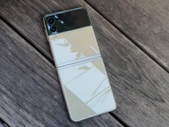 갤럭시Z플립3. (사진=지디넷코리아)