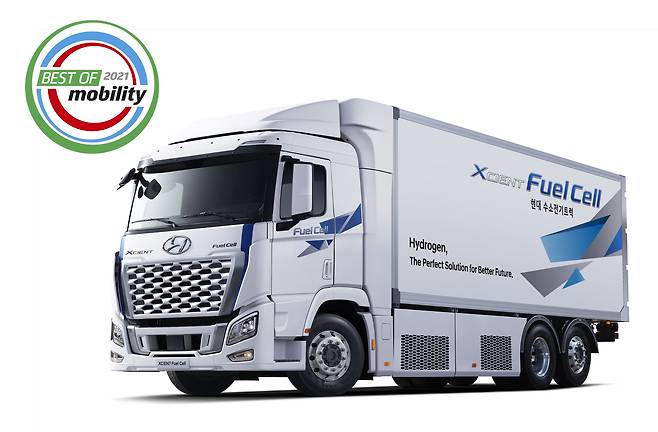 현대자동차가 '엑시언트' 수소전기트럭이 지난 12일 폐막한 독일의 모터쇼 IAA 모빌리티 2021에서 '베스트 모빌리티 상'을 받았다고 15일 밝혔다./현대자동차 제공