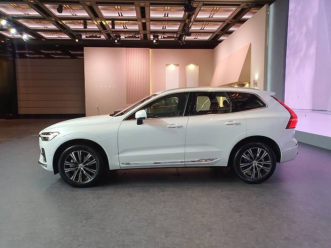 볼보 신형 XC60 측면. /민서연 기자