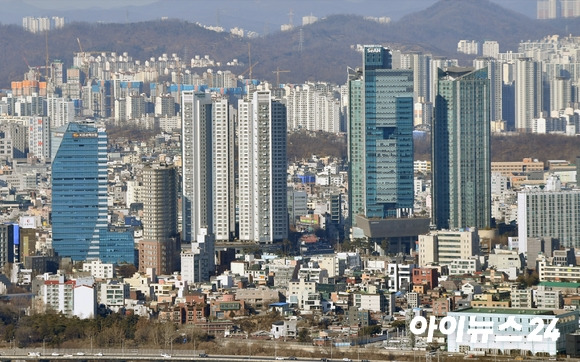 서울 도심 아파트 단지 전경. [사진=정소희 기자]